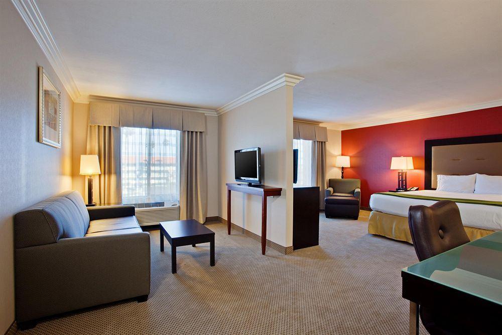Holiday Inn Express Hotel & Suites Twentynine Palms By Ihg Szoba fotó